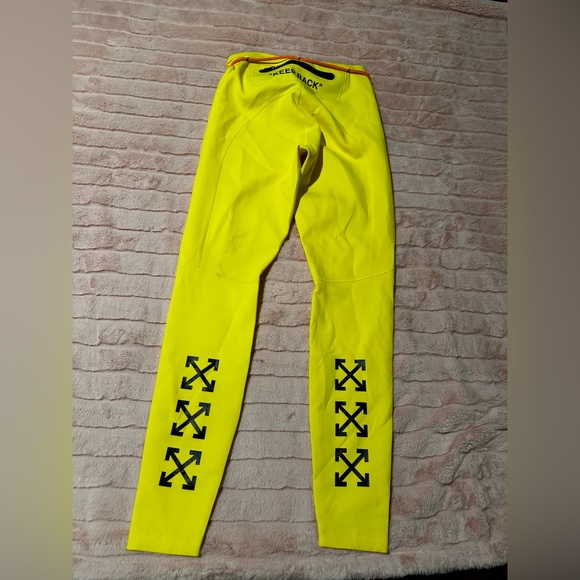 Wmns Off White Utility Tight - Picture 2 of 4
